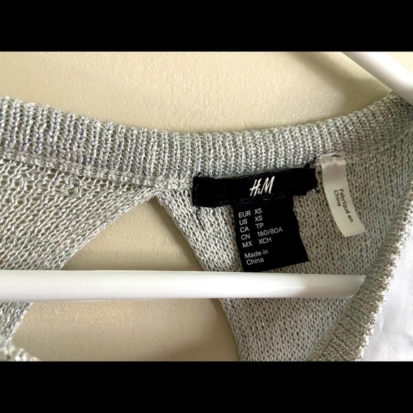 H&M Knitted Silver Sparkling Sweater in size x small - Picture 4 of 8